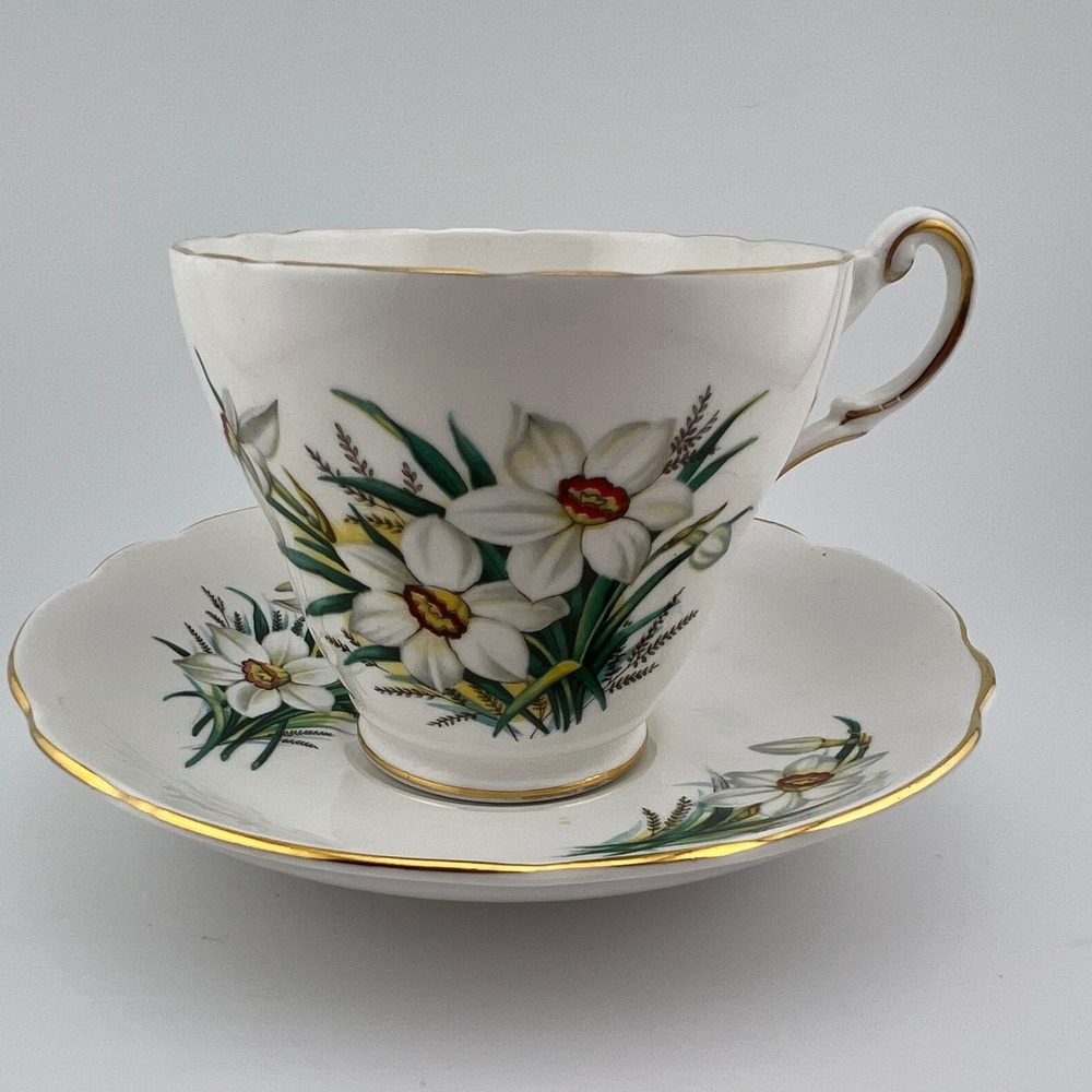 VTG Regency English Bone China Teacup & Saucer Daffodil Floral Gold Trim Crackle